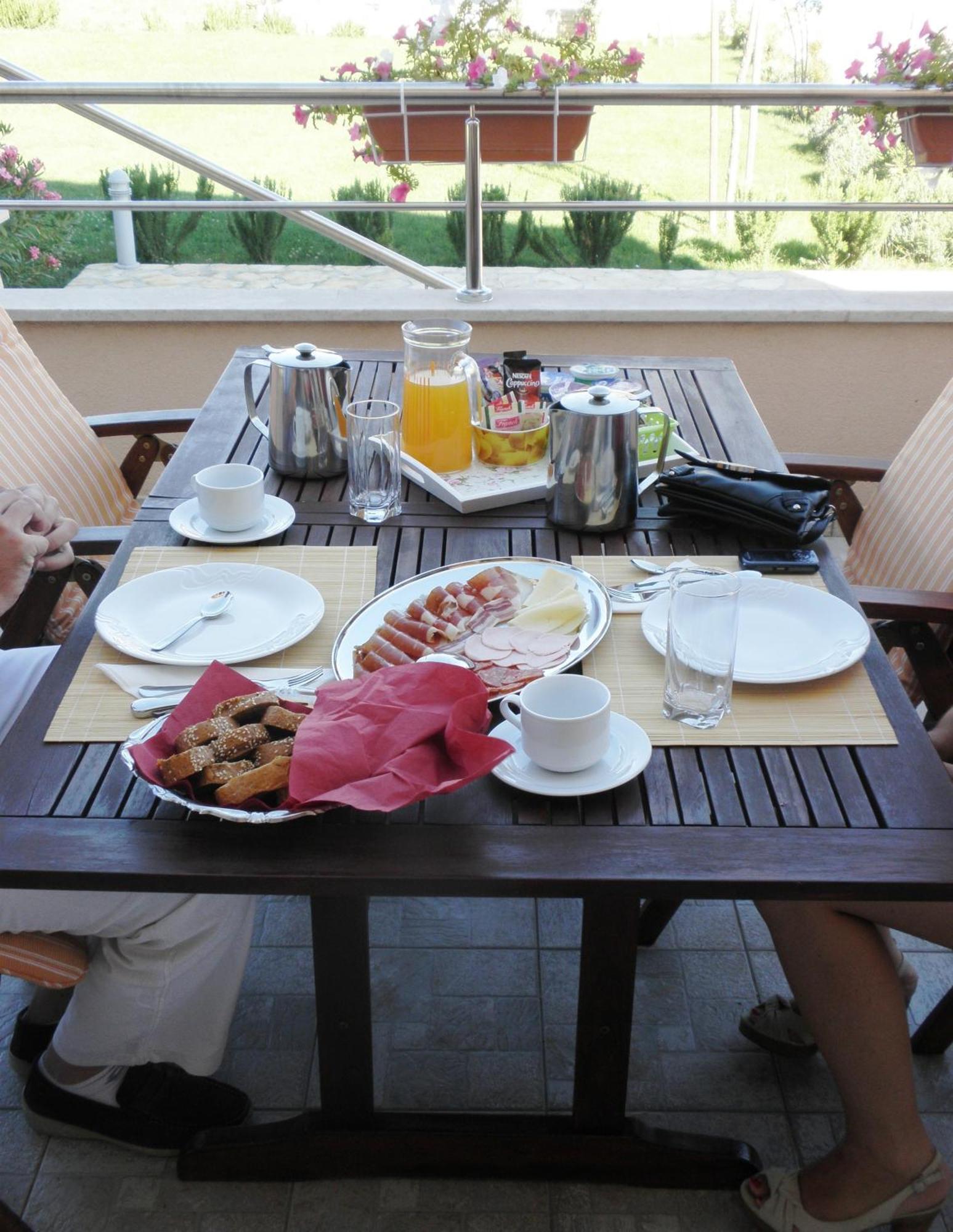 Pansion Skelin Hotel Drinovci Luaran gambar