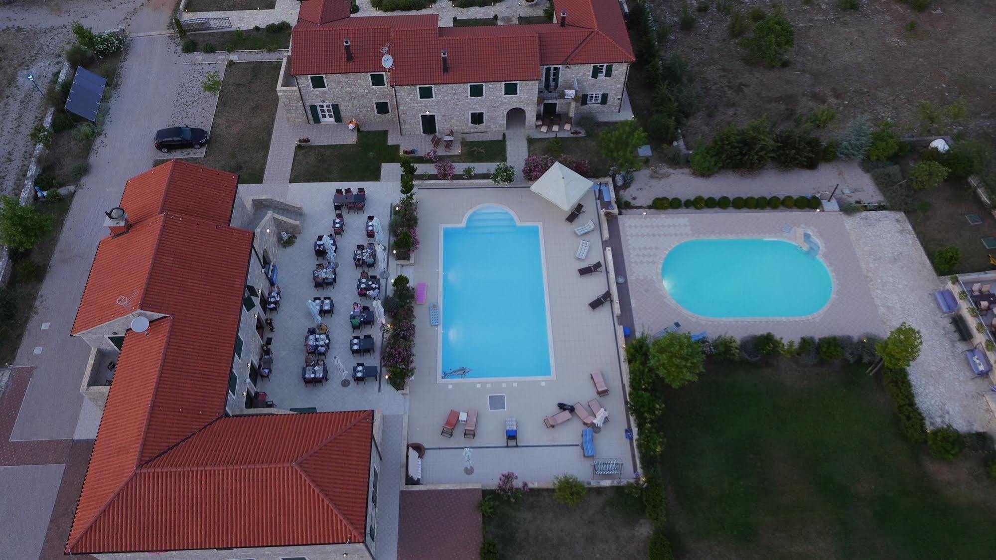 Pansion Skelin Hotel Drinovci Luaran gambar